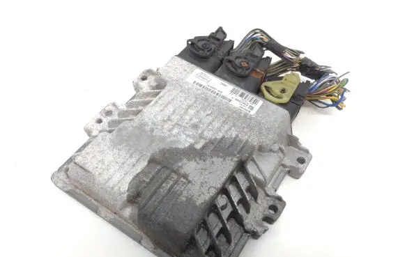 Ford Focus Engine control unit/module BV6112A650SF