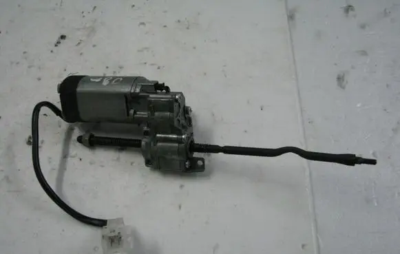 Mercedes-Benz E W211 Steering column adjust motor 404475 IMS6418138