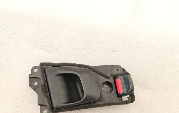 Mitsubishi Eclipse (D21A/D22A/D27A) Front door interior handle