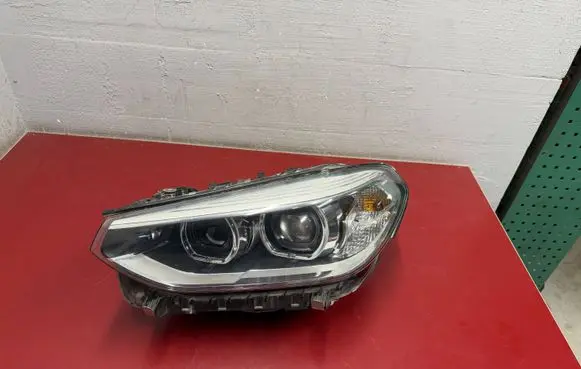 BMW X3 G01 Headlight/headlamp 7494049
