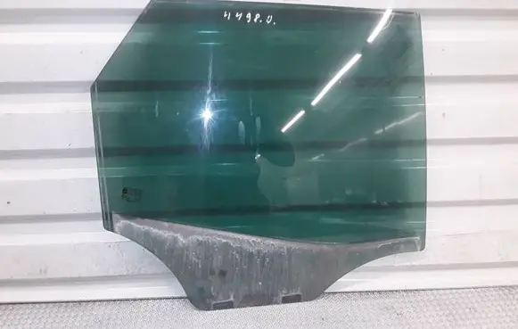 Opel Meriva B Rear door window glass 