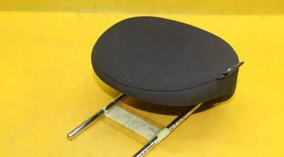 Mini One - Cooper Coupe R56 Rear seat headrest 