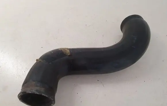 Mercedes-Benz Sprinter W901 W902 W903 W904 Engine coolant pipe/hose A9015011882