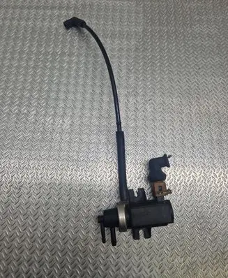 Volkswagen II LT Turbo solenoid valve 72190320 00T356 1H0906627