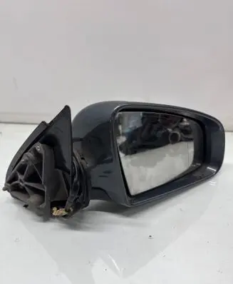 Audi A4 S4 B7 8E 8H Front door electric wing mirror 50010