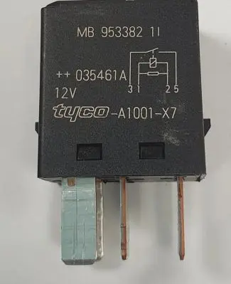 Volvo S40, V40 Other relay MB9533821L