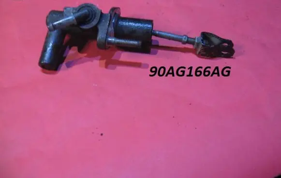 Mazda 626 Clutch master cylinder 90AG166AG
