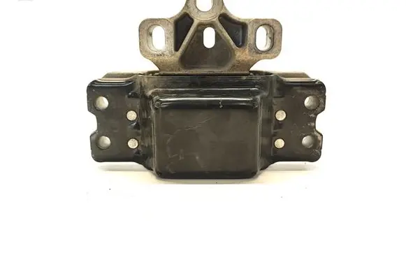 Engine mount bracket