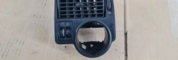 Volkswagen Golf IV Dashboard side air vent grill/cover trim 1J1815715A