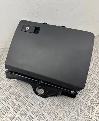 Volkswagen PASSAT B7 Glove box 3AA857938 300410
