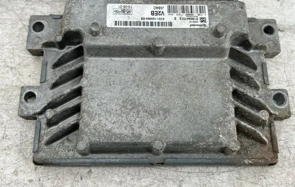 Ford Fiesta Engine control unit/module AV2112A650EB S180047013B