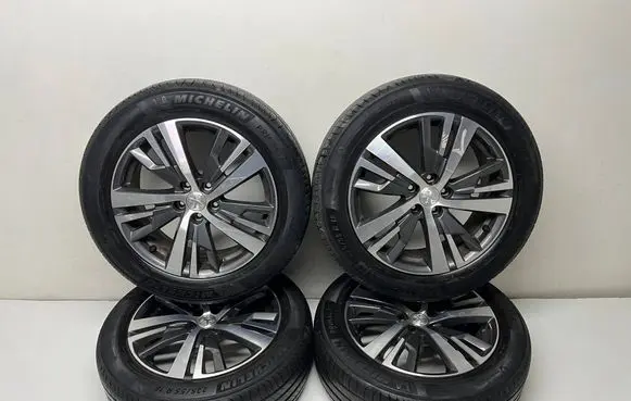 Peugeot 3008 II R18 alloy rim 9809687377