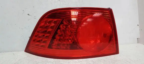 Volkswagen Phaeton Rear/tail lights