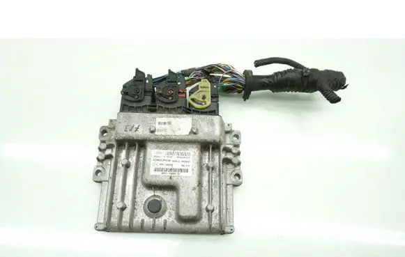 Ford Kuga II Engine control unit/module ECU SV4112A650AJ