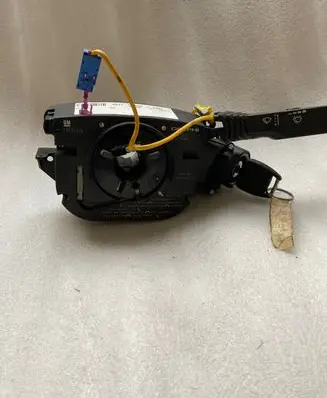 Opel Vectra C Ignition lock contact 13132473
