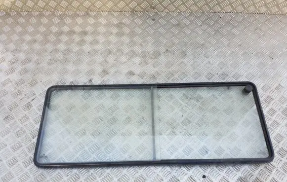 Volkswagen Transporter - Caravelle T4 Rear windscreen/windshield window 