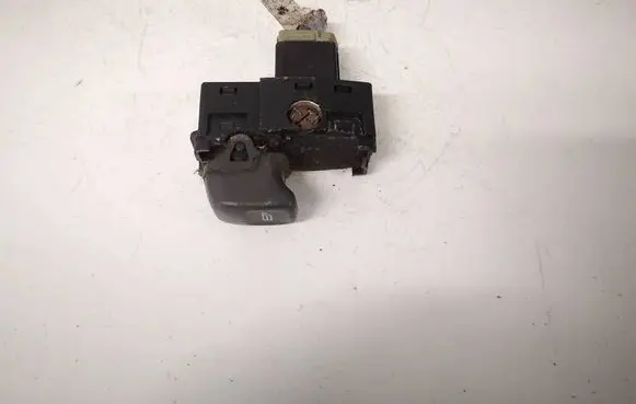 Volvo V70 Electric window control switch 9472275