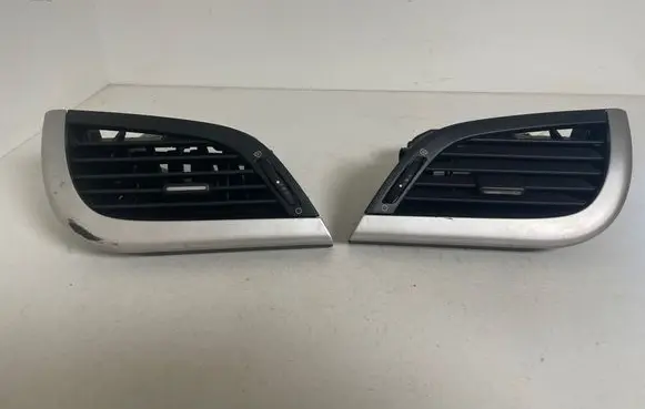 Dashboard side air vent grill/cover trim