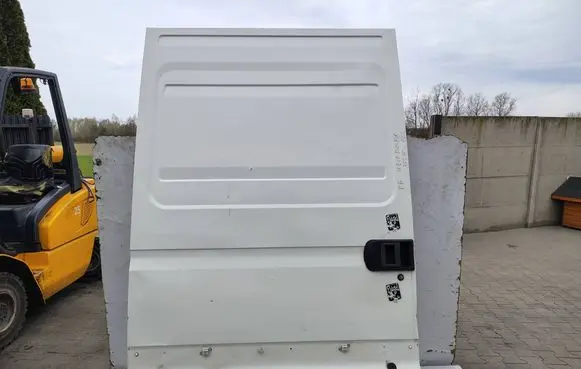 Iveco Daily 35 - 40.10 Side sliding door 