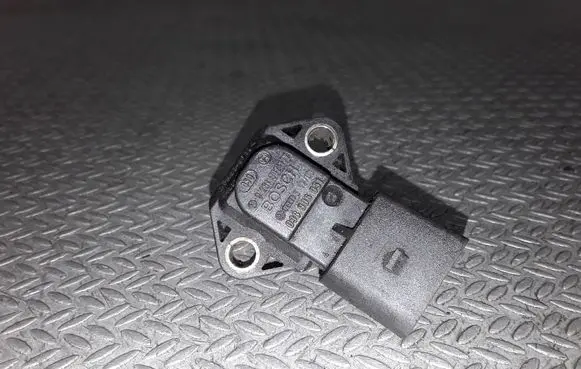 Volkswagen Sharan Air pressure sensor 0281002177 038906051