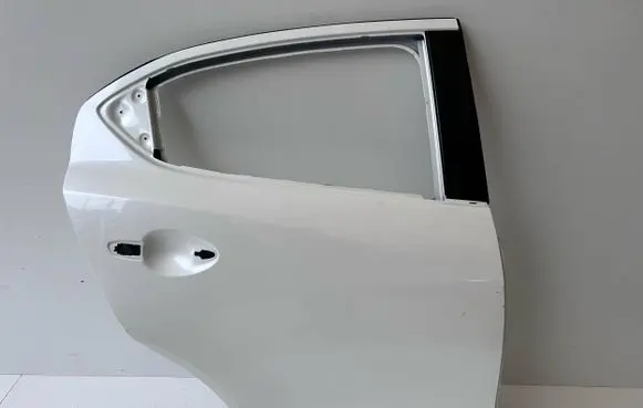 Mazda 2 Rear door DA6C72010