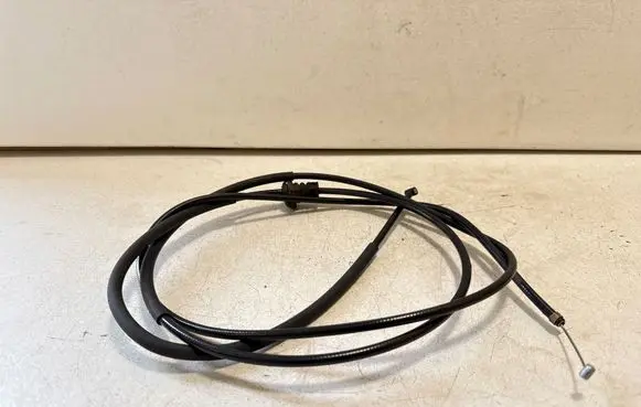Audi Q7 4M Engine bonnet/hood lock release cable 4M1823535C