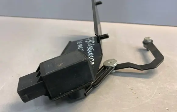 BMW 7 E65 E66 Sensor 8268997