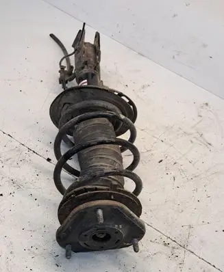 Toyota Auris E180 Front shock absorber/damper 4852002E00