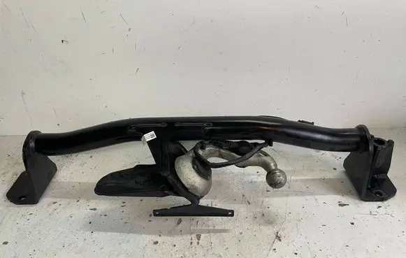 BMW X1 U11 Tow bar 5A63E2 AH5A63E2003 U11J5A63