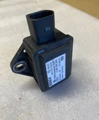 Audi A4 S4 B6 8E 8H ESP acceleration yaw rate sensor 8E0907637A 0265005245 0012095