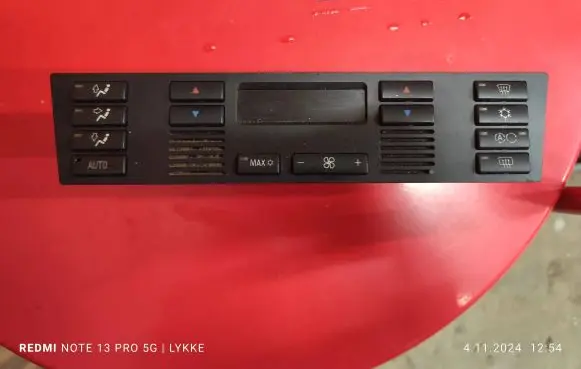 BMW 5 E39 Climate control unit 6916642 900250960002 01622428