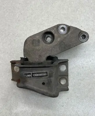 Peugeot Boxer Engine mount bracket 1358086080