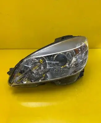 Mercedes-Benz C W204 Headlight/headlamp A2048208361