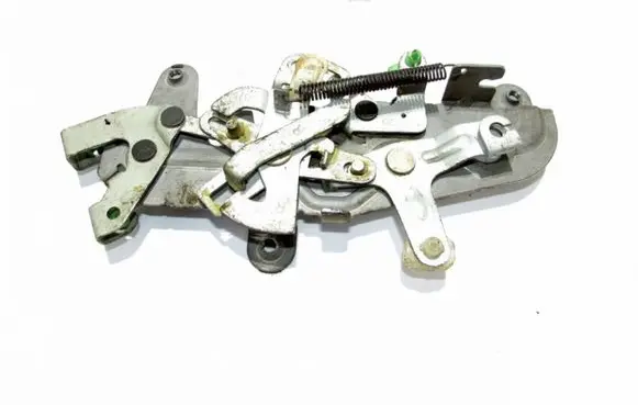 Mitsubishi Space Runner Rear door lock