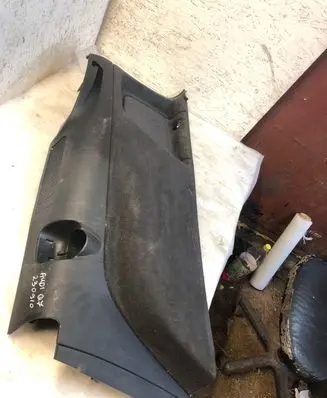 Audi Q7 4L Trunk/boot side trim panel 4l0863880