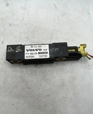 Volvo S80 Airbag deployment crash/impact sensor 8622365 003090 100102