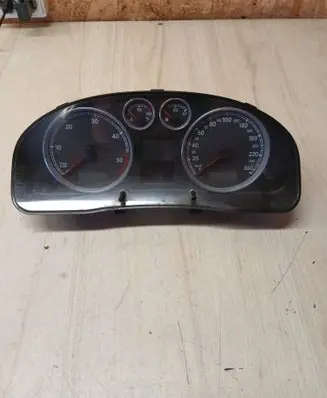 Volkswagen PASSAT B5.5 Speedometer (instrument cluster) 3B0920827A 250502104202