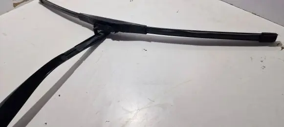 BMW 5 F10 F11 Windshield/front glass wiper blade 7182459