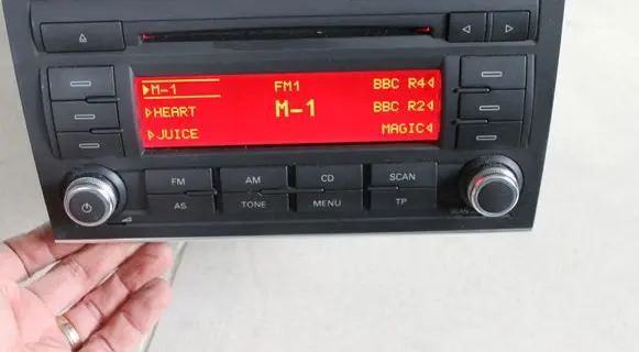 Seat Exeo (3R) Radio/CD/DVD/GPS head unit 3R0035186 CONCERT BLAUPUNKT