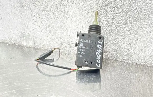 Opel Corsa C Central locking motor 90587326 605415 1101215