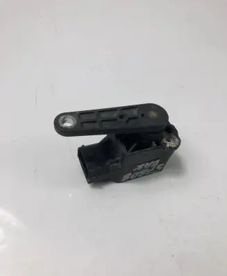 Rear air suspension level height sensor
