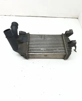 Opel Zafira B Intercooler radiator 13213402 DWTP8630K21516E50 1256A