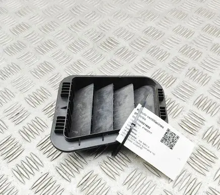 KIA Niro Quarter panel pressure vent 97525AT000