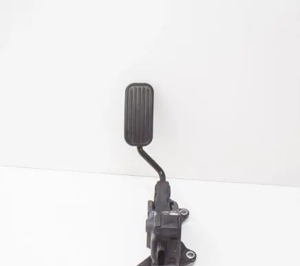 Toyota C-HR I Accelerator throttle pedal 78110F4041
