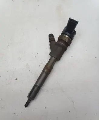 Toyota Yaris Fuel injector 445110262 236700N030