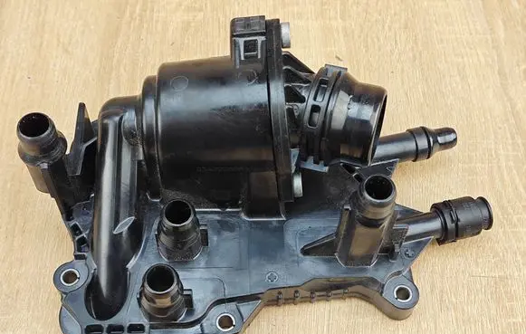 BMW 8 G16 Thermostat/thermostat housing 8576288
