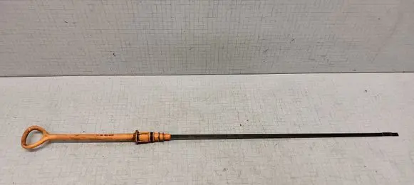 Volkswagen PASSAT B5 Oil level dip stick 028115611H
