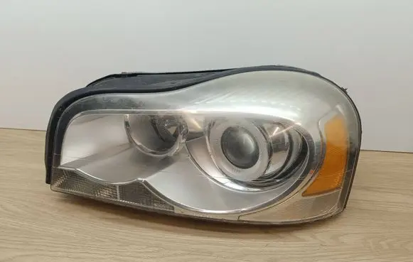 Volvo XC90 Headlight/headlamp 31290894 89904679
