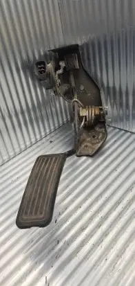 Toyota Corolla E120 E130 Accelerator throttle pedal 8928152021 1983001041