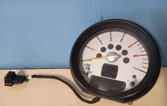 Mini Cooper Countryman R60 Tachometer 9306254